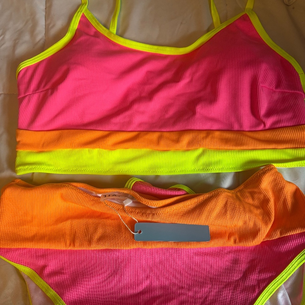 Women’s high waisted bikini